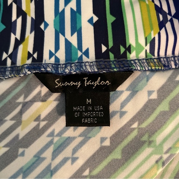 Sunny Taylor Maxi skirt, or dress. Excellent condition. Size medium - Picture 4 of 4